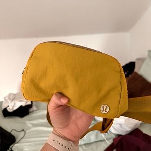 Lululemon belt bag